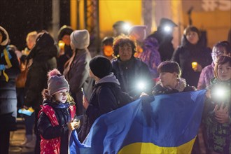 On the first anniversary of the Russian invasion of Ukraine, a large solidarity rally of Dresdeners