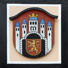 Detail, half-timbered house with town coat of arms, Deutsche Fachwerkstrasse, Hann. Münden or