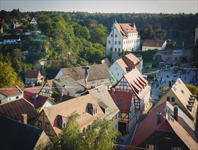 Highline and family festival in Hohnstein Highlines are stretched over the roofs of Hohnstein and