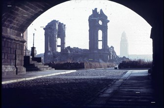 Rubble of the Dresden Frauenkirche by George Bähr, burnt out after the bombing raid of 13 February