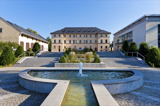 The Daetz Centre uses the building and park of the Lichtenstein castle palace, which is