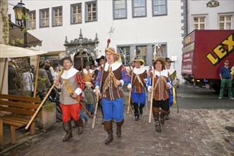 Pirna the members of the association Der Retter playfully re-enact the invasion of the Swedes in