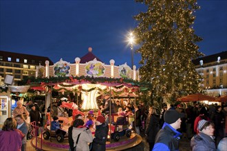 The Striezelmarkt, which has been held since 1434, is the oldest Christmas market in Germany and