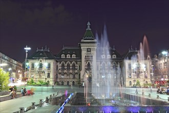 Craiova, Krajowa, Kragau, prefecture and fountain in the city centre, Little Wallachia, Romania,