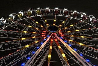 Ferris wheel at the Wiesbaden Christmas market