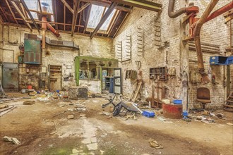 Abandoned workshop full of tools and junk, Metallwerke Bender, Lost Place, Linn, Krefeld, North