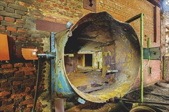 Abandoned factory with huge, rusty machines and brick walls, Metallwerke Bender, Lost Place, Linn,