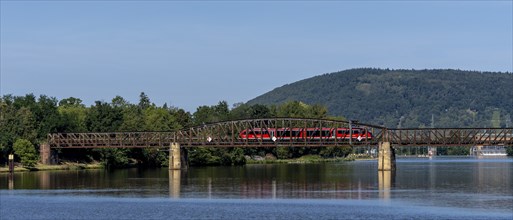 DB Westfrankenbahn railway, railway bridge on the Main in Miltenberg, Bavaria, Germany, Europe