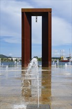 25 de April monument and water games, Freedom Square, Viana do Castelo, Minho, Portugal, Europe