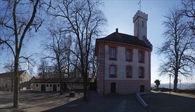 Veitsburg Castle (after the castle chapel dedicated to St Vitus) is the modern name of Ravensburg