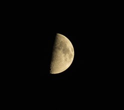 Richly coloured waxing gibbous moon on September 2nd, 2014