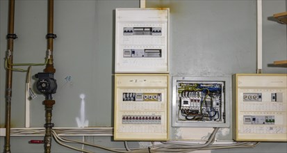 Electrical system, fuse box