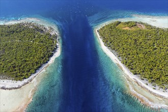 Almonu Pass in Apataki Atoll, Tuamotu Archipelago, French Polynesia, Oceania