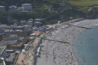 Etretat, city and baech from above