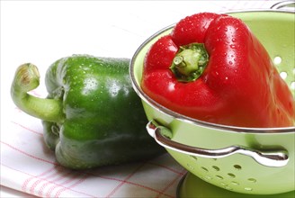 Green and red peppers in shell, peppers