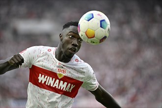 Silas Katompa Mvumpa VfB Stuttgart (14) taking a header, action, MHPArena, MHP Arena Stuttgart,