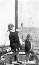 Mother and son on a sailing boat, summer holidays, holiday, joie de vivre, c. 1930s, Baltic Sea,