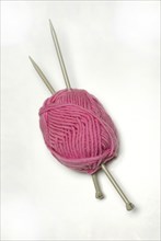 Wool ball with knitting needles, wool, ball, ball, ball of wool, knitting needle, knitting tool,