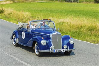 A drive for vintage vehicles. Skilful handling of the vehicle, finding the route by means of the