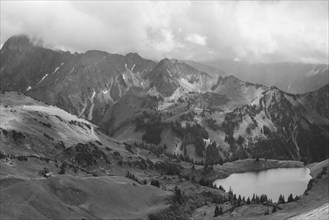 Panorama from the Zeigersattel to the Seealpsee, in the back left the Höfats 2259m, Allgäu Alps,