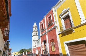 Row of colourful Spanish colonial buildings, Campeche city centre, Campeche State, Mexico view to