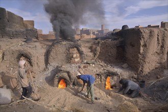 Workers of a pottery, Tamegroute, Souss-Massa-Draâ region, Morocco, Africa