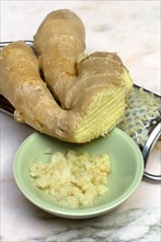 Ginger ( Zingiber officinale) grated, grated, roots, root, grater, kitchen grater