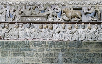 Detail, Romanesque rood screen with ancestors of Jesus, above it revival Mary and the evangelist