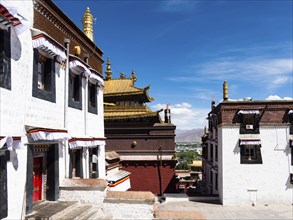 Inner courtyard in the monastery of Xigaze, Tibet, China, Asia