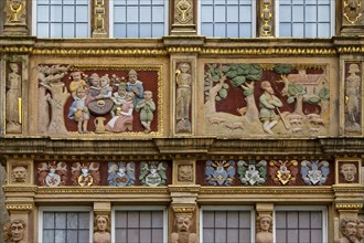 Parapet panels on the Renaissance bay window, Tempelhaus, Gothic patrician house on the historic