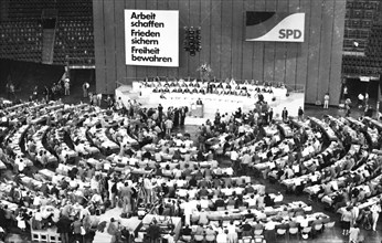 SPD Party Congress April 1982, Germany, Europe