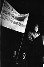 The 1964 Easter March led by the Campaign for Disarmament, here in Bremen on 29. 3. 1964, was