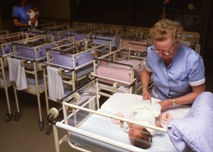 Hagen Hospital Operation Medicine Health ca 1987-8