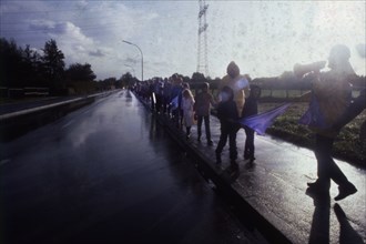 Ruhr area. Human chain of the peace movement ca. 1982-4