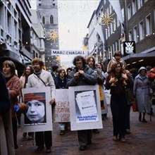 Ruhr area. Youth demonstrates for disarmament 80s J