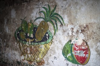 Painted fruit on the wall as an advert for a fruit shop, shop at Sadarghat, Dhaka, Bangladesh, Asia