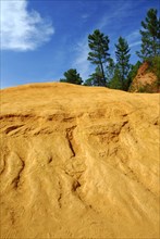 Ochre cliffs of Roussillon, Vaucluse, Languedoc-Roussillon, Provence, Southern France, ochre quarry