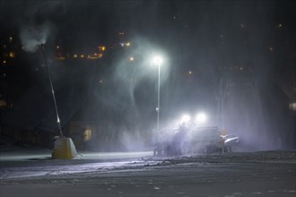 In anticipation of easing of the corona-induced logdown, the ski slope in Altenberg, Saxony, in the