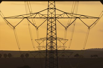 Overhead line near Ölsa in the Osterzegebirge mountains