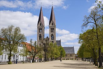 St. Stephanus and Sixtus Cathedral, Domplatz, Halberstadt, Harz Mountains, Saxony-Anhalt, Germany,