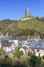 View of Löwenburg ruins, in the foreground ruins of old fortified defence tower, behind Lower