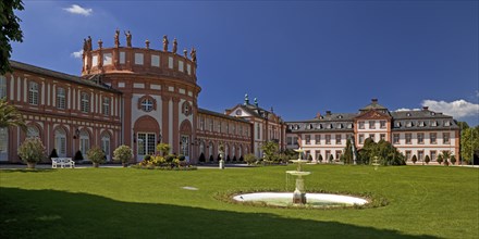 Biebrich Palace with the Rotunda from the Palace Park side, Wiesbaden, Hesse, Germany, Europe