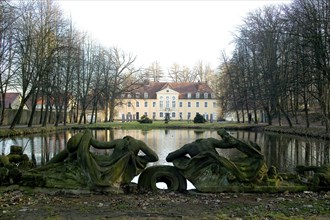 Oberlichtenau Castle