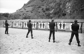 Exercise shooting of the police and the special group GSG 9 in a quarry on 15.6.1979 near Menden,