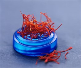 Bowl with Saffron crocus (Crocus sativus), thread