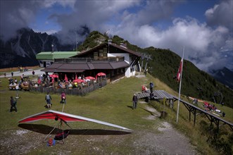 Hang glider, ramp, Panorama Restaurant Kreuzjoch, Schlick 2000, Fulpmes, Stubai Valley, Tyrol,