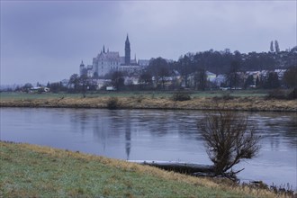 Meissen Silhouette in January, without Snow on the Elbe