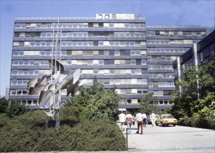 DEU, Germany: The historical slides from the 80-90s, Düsseldorf. DGB headquarters ca. 1984-5