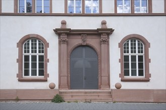 Entrance with portal to the Moorbadehaus, bathhouse, spa gardens, Bad Schwalbach, Taunus, Hesse,