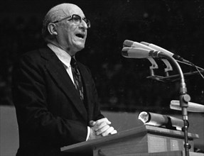 An election rally of the Social Democratic Party of Germany (SPD) on 23.4.1975 in the